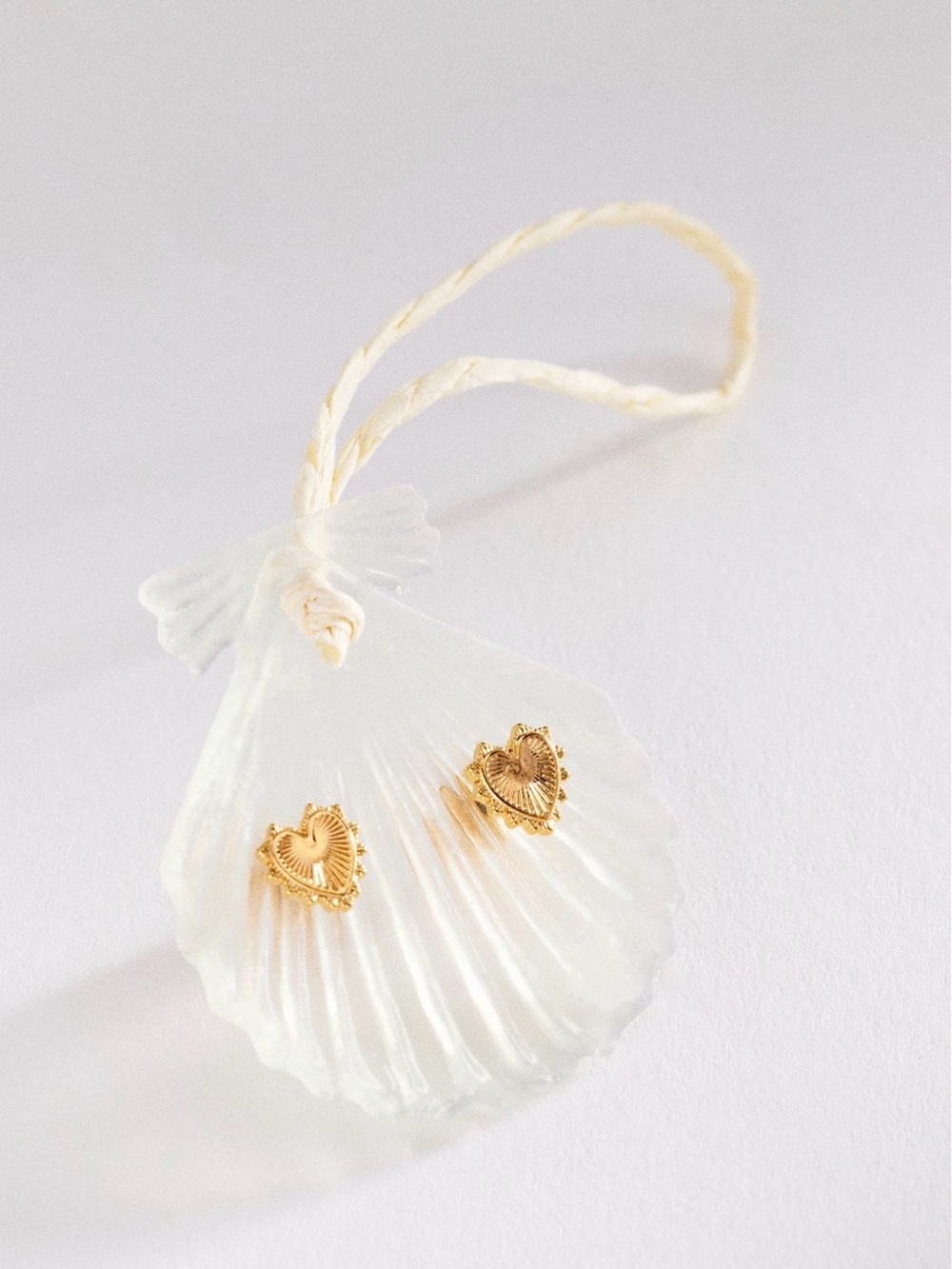 Anthropologie Summer Icon Post Earrings Gold Fluted Heart Stud Earring